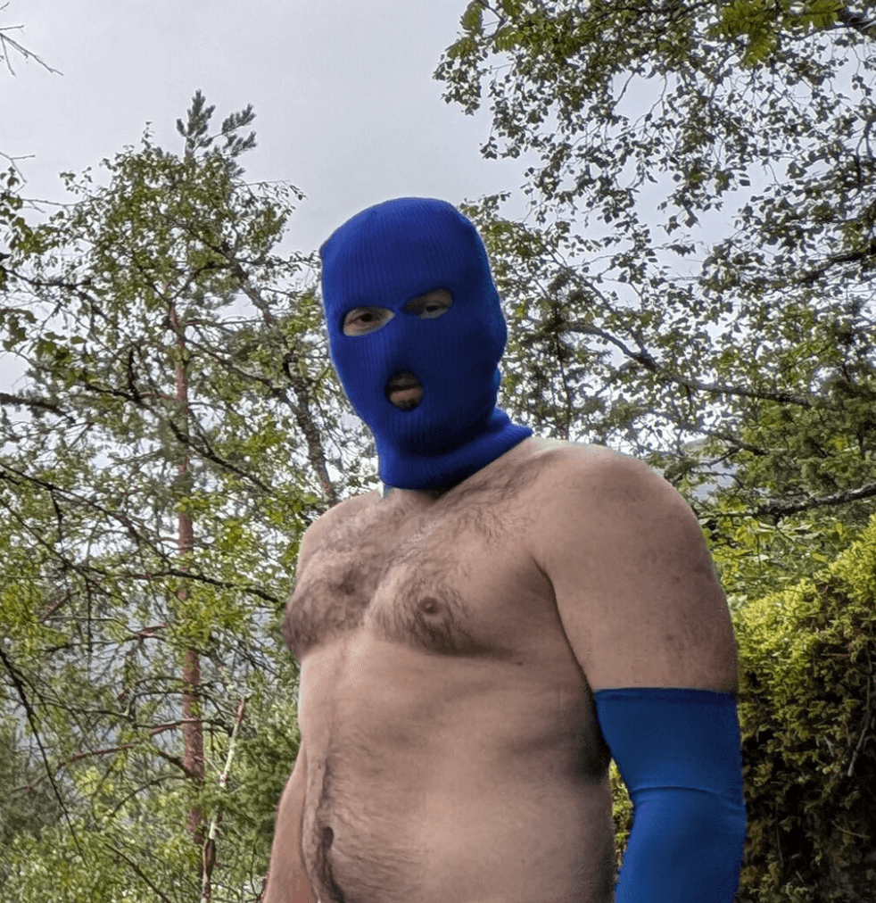 CoupleHiking media 3